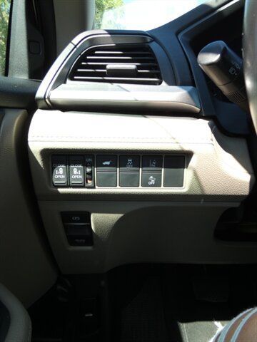 Used 2019 Honda Odyssey EX-L image 22