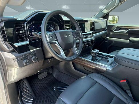 Used 2026 Chevrolet Silverado 1500 RST w/ RST All Star Premium Package AWD/4WD image 4