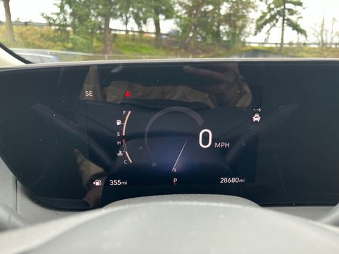 Used 2025 Buick Encore GX Preferred image 10