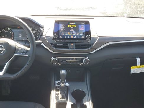 New 2026 Nissan Altima 2.5 SV FWD image 22