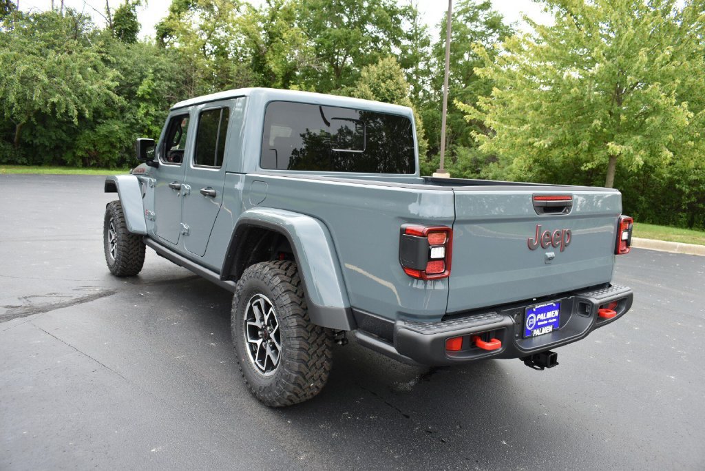 New 2026 Jeep Gladiator Rubicon w/ Steel Power Dome Hood Package AWD/4WD image 8