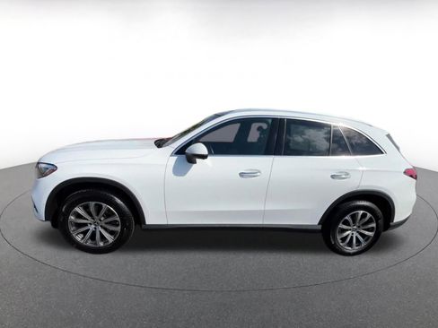 Used 2024 Mercedes-Benz GLC 300 GLC 300 image 9