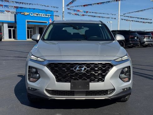 Used 2019 Hyundai Santa Fe SEL image 2