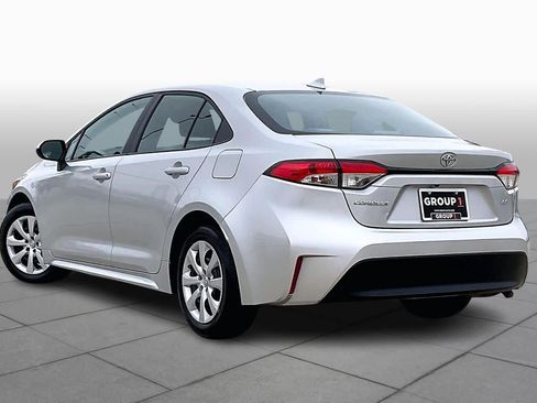 Used 2025 Toyota Corolla LE image 13