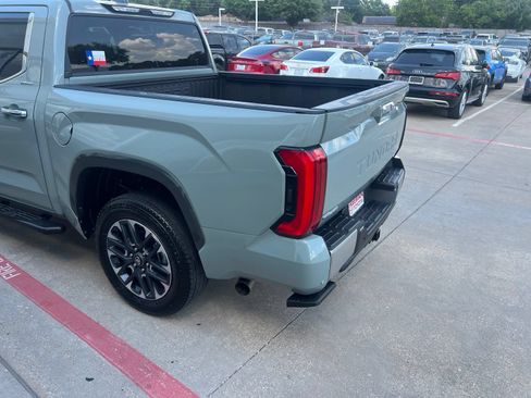Used 2026 Toyota Tundra Limited AWD/4WD image 19