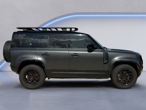 Used 2023 Land Rover Defender 110 X-Dynamic SE AWD/4WD image 8