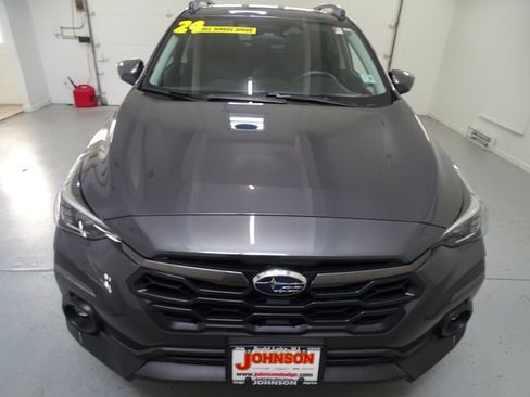 Used 2024 Subaru Crosstrek 2.5i Limited AWD/4WD image 24