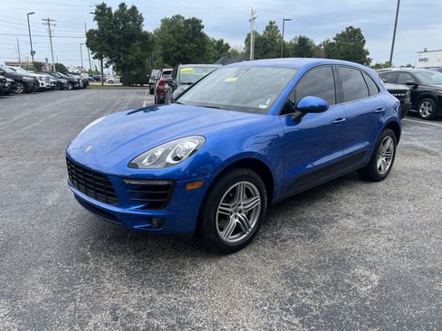 Used 2017 Porsche Macan S AWD/4WD image 4
