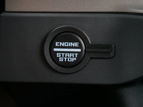 Used 2025 Ford Bronco Outer Banks w/ Sasquatch Package AWD/4WD image 24