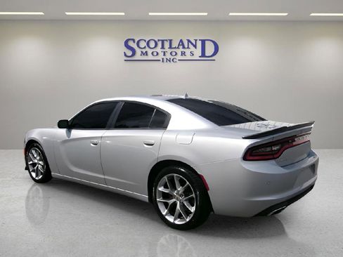 Used 2022 Dodge Charger SXT w/ Plus Group image 8