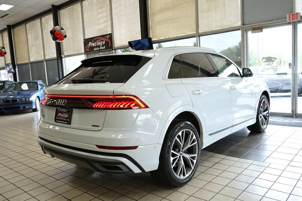 Used 2023 Audi Q8 Premium Plus AWD/4WD image 18