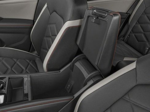 New 2026 Volkswagen Atlas Peak Edition AWD/4WD image 10
