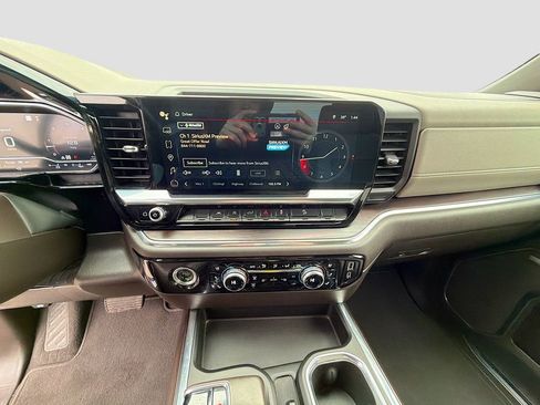 Used 2023 GMC Sierra 1500 SLT w/ SLT Convenience Package image 28