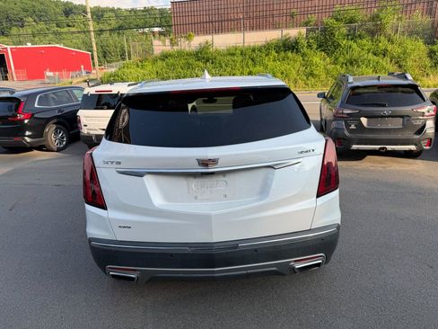 Used 2023 Cadillac XT5 Premium Luxury w/ Technology Package AWD/4WD image 6
