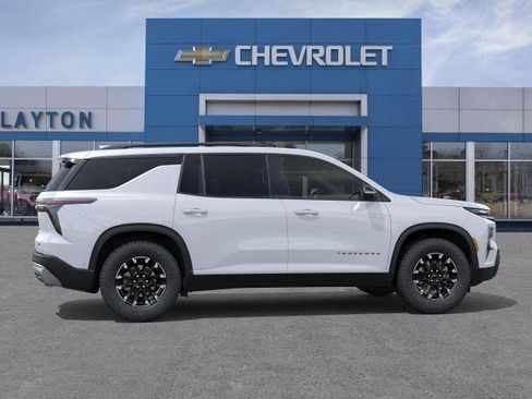 New 2026 Chevrolet Traverse Z71 w/ Driver Confidence Package AWD/4WD image 27