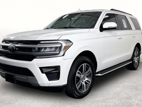 Used 2022 Ford Expedition XLT RWD image 13
