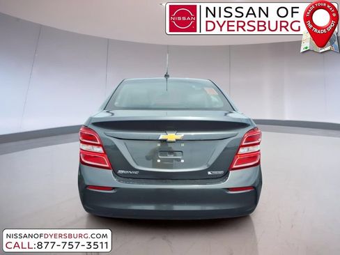 Used 2019 Chevrolet Sonic Premier FWD image 4