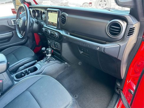 Used 2021 Jeep Wrangler Sport image 34