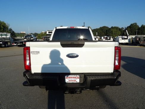 Used 2025 Ford F250 XL w/ XL Off-Road Package AWD/4WD image 6