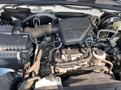 Used 2021 Toyota Tacoma SR RWD image 20