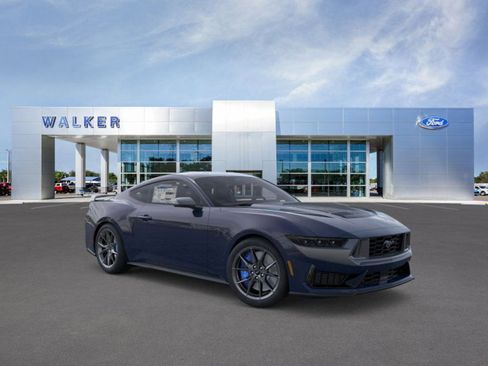 New 2025 Ford Mustang Dark Horse image 7