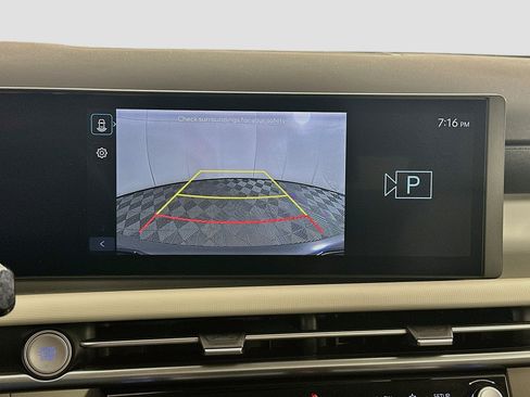 Used 2025 Hyundai Tucson SEL FWD image 22