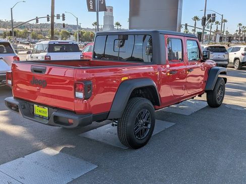 New 2026 Jeep Gladiator Sport image 3