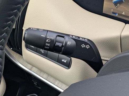 New 2026 Nissan Armada Platinum image 26