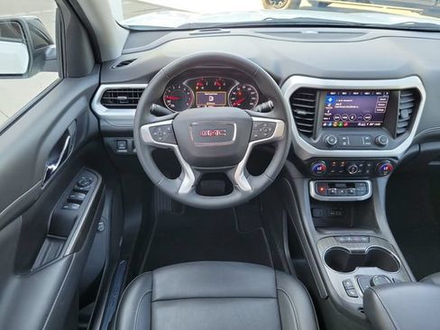 Used 2023 GMC Acadia SLT w/ Elevation Edition FWD image 8