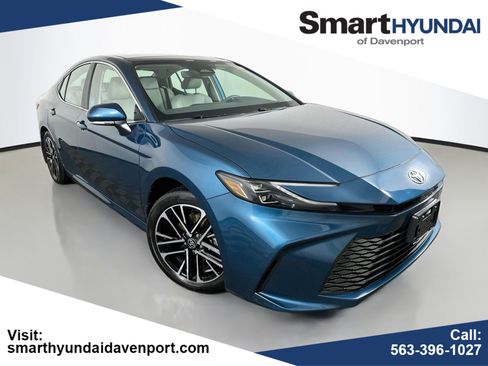 Used 2026 Toyota Camry XLE AWD/4WD image 1
