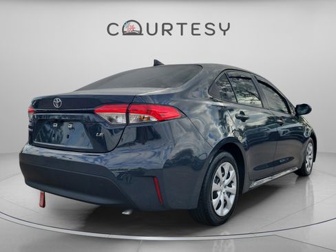 Used 2024 Toyota Corolla LE image 6