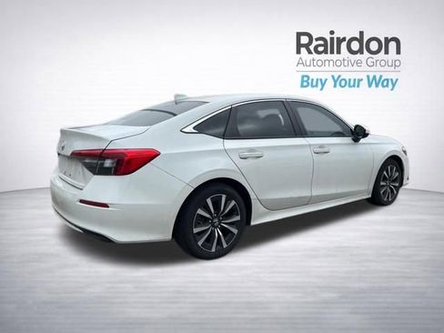 Used 2023 Honda Civic EX image 9