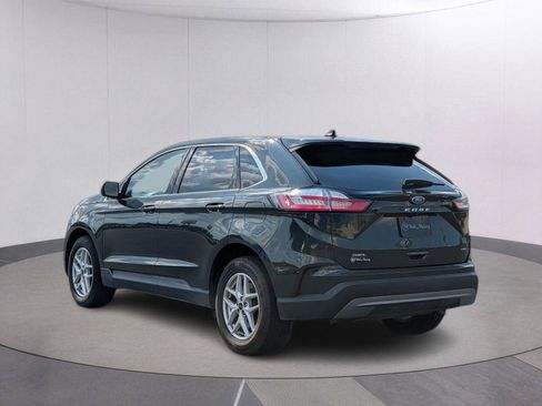 Used 2024 Ford Edge SEL AWD/4WD image 3