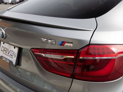 Used 2015 BMW X6 M image 6