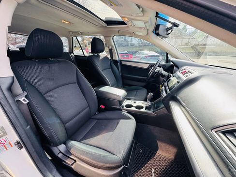 Used 2016 Subaru Outback 2.5i Premium image 21