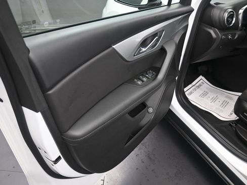 Used 2021 Chevrolet Blazer LT AWD/4WD image 15