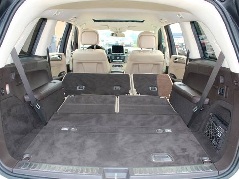 Used 2017 Mercedes-Benz GLS 450 4MATIC image 21