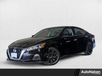 Used 2020 Nissan Altima 2.5 S image 1
