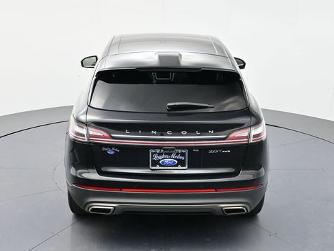 Used 2019 Lincoln Nautilus Premier image 42