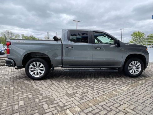 Used 2021 Chevrolet Silverado 1500 Custom AWD/4WD image 6
