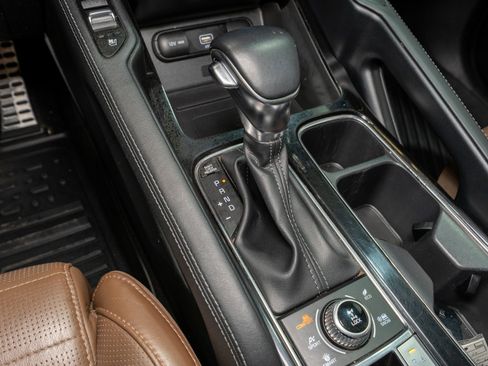 Used 2021 Kia Telluride SX w/ SX Prestige Package AWD/4WD image 26