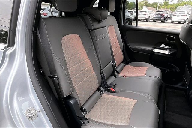 Certified 2025 Mercedes-Benz EQB 250+ image 22
