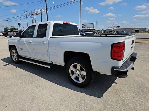 Used 2017 Chevrolet Silverado 1500 LT w/ Texas Edition RWD image 4