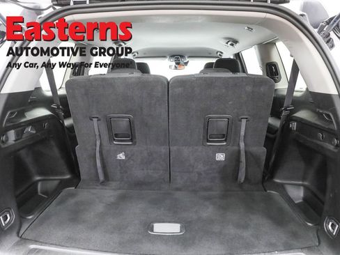 Used 2023 Jeep Grand Cherokee L Laredo image 9