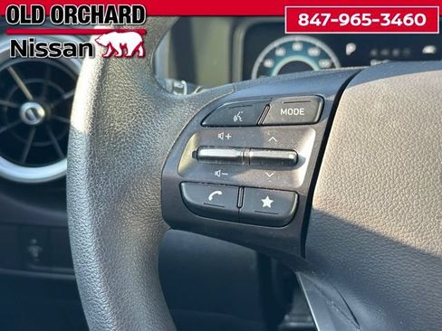 Used 2023 Hyundai Kona SE w/ Cargo Package FWD image 19