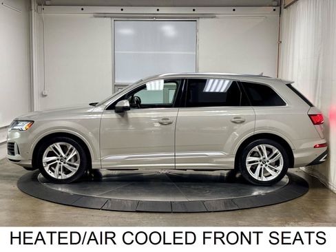 Used 2021 Audi Q7 3.0T Prestige AWD/4WD image 6