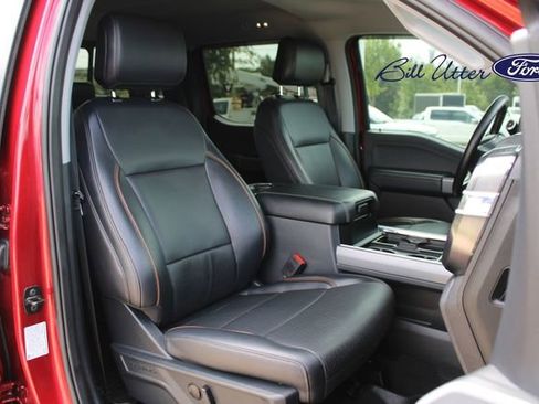 Certified 2025 Ford F250 Lariat w/ Black Appearance Package AWD/4WD image 11