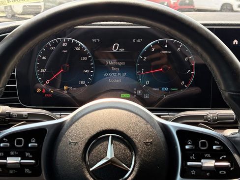 Used 2022 Mercedes-Benz GLS 450 4MATIC image 15