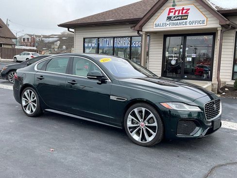 Used 2021 Jaguar XF R-Dynamic SE image 34