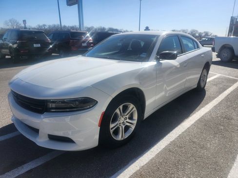 Used 2023 Dodge Charger SXT image 1